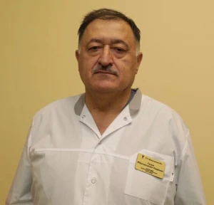 Заведующий хирургическим отделением, врач - хирург Газиев Ибрагимгаджи Омарович